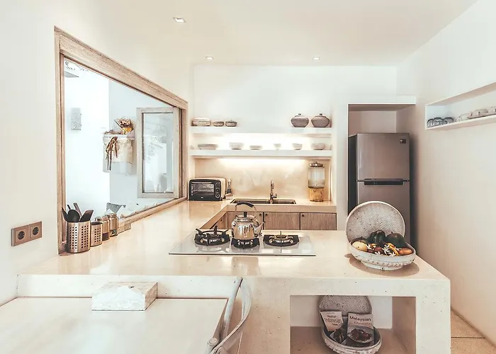 Cloud Nine Estate *