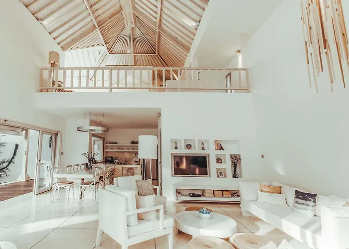 Cloud Nine Estate Villa