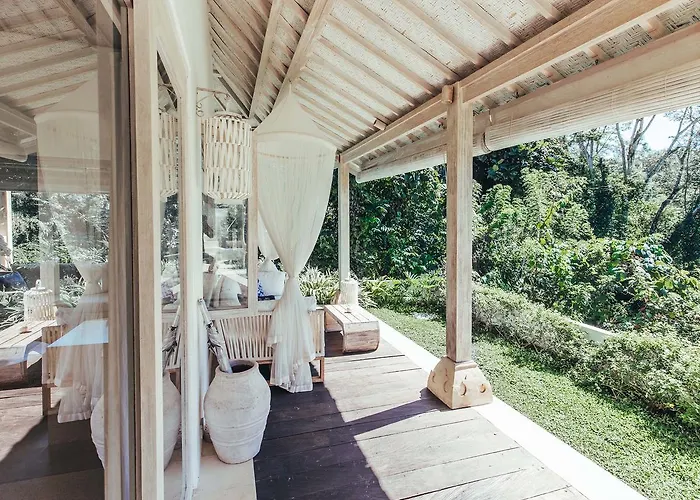 Cloud Nine Estate Villa
